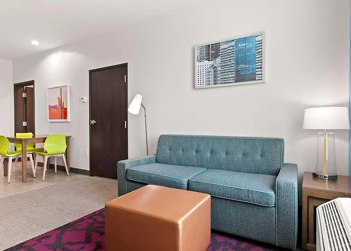 Hotel Home2 By Hilton Downtown *